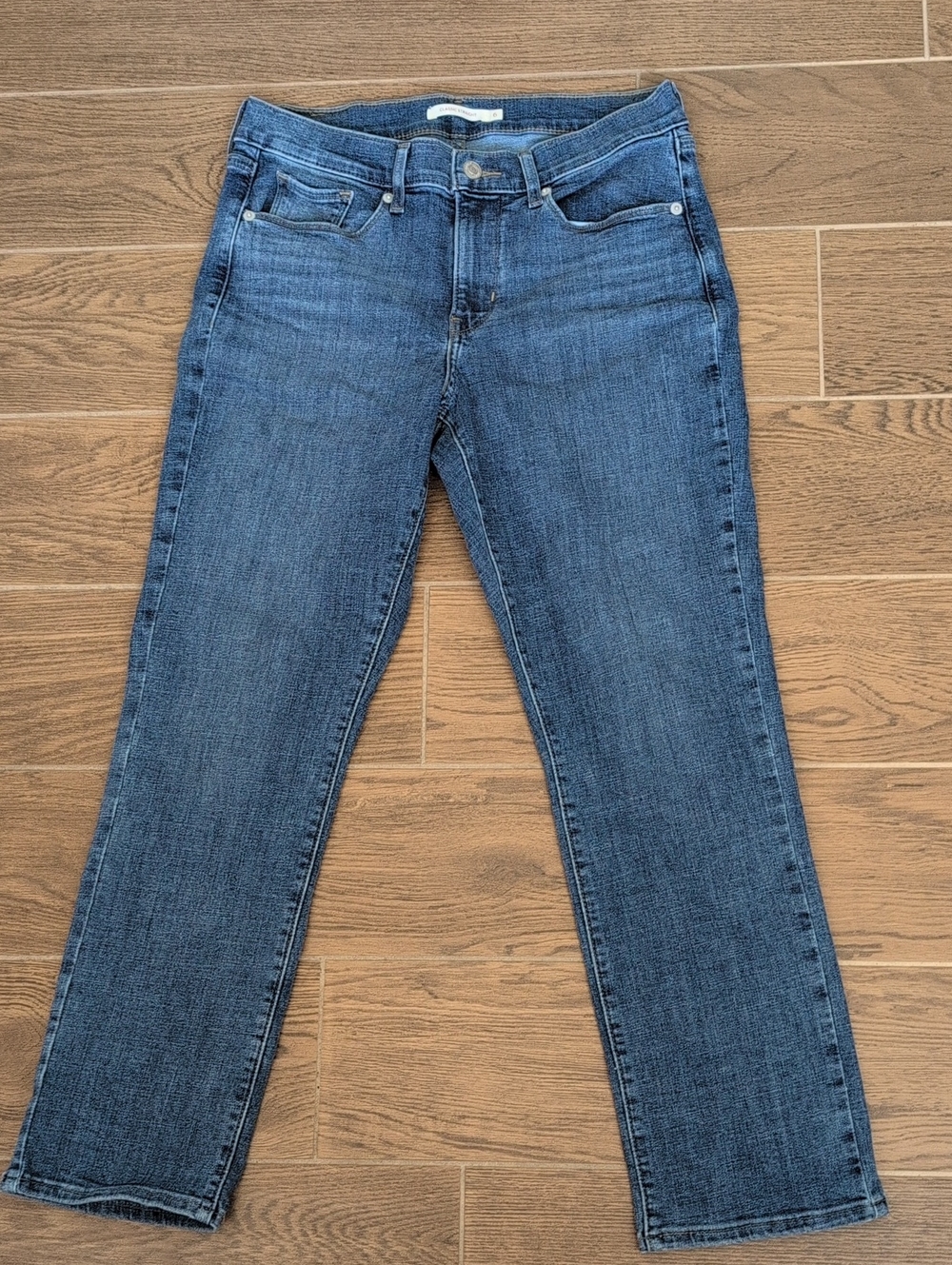 Levi's Classic Straight Cropped Women's Blue Denim Jeans Size 6